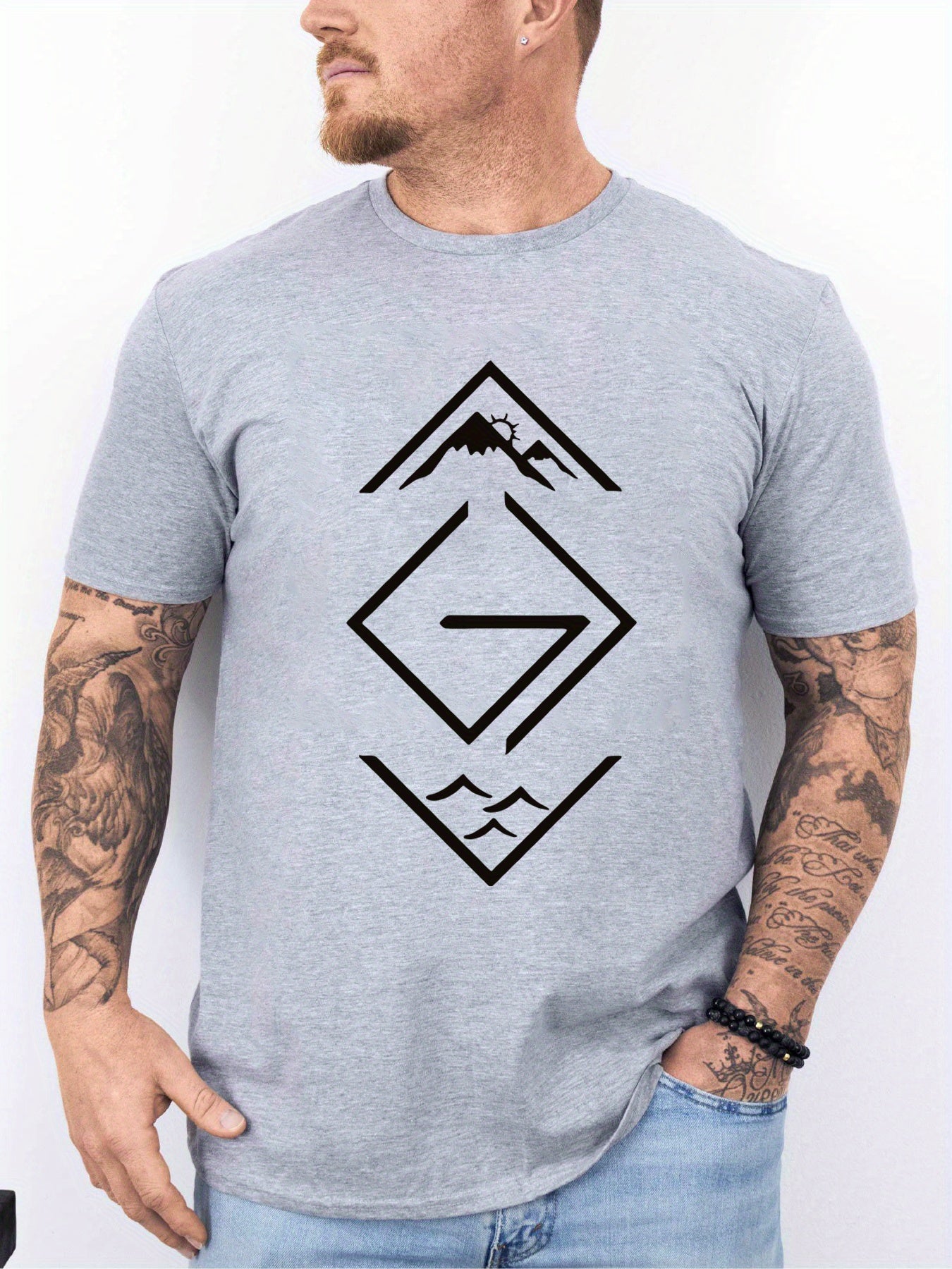 God is Greater Than the Highs and Lows Men's Graphic T-Shirt